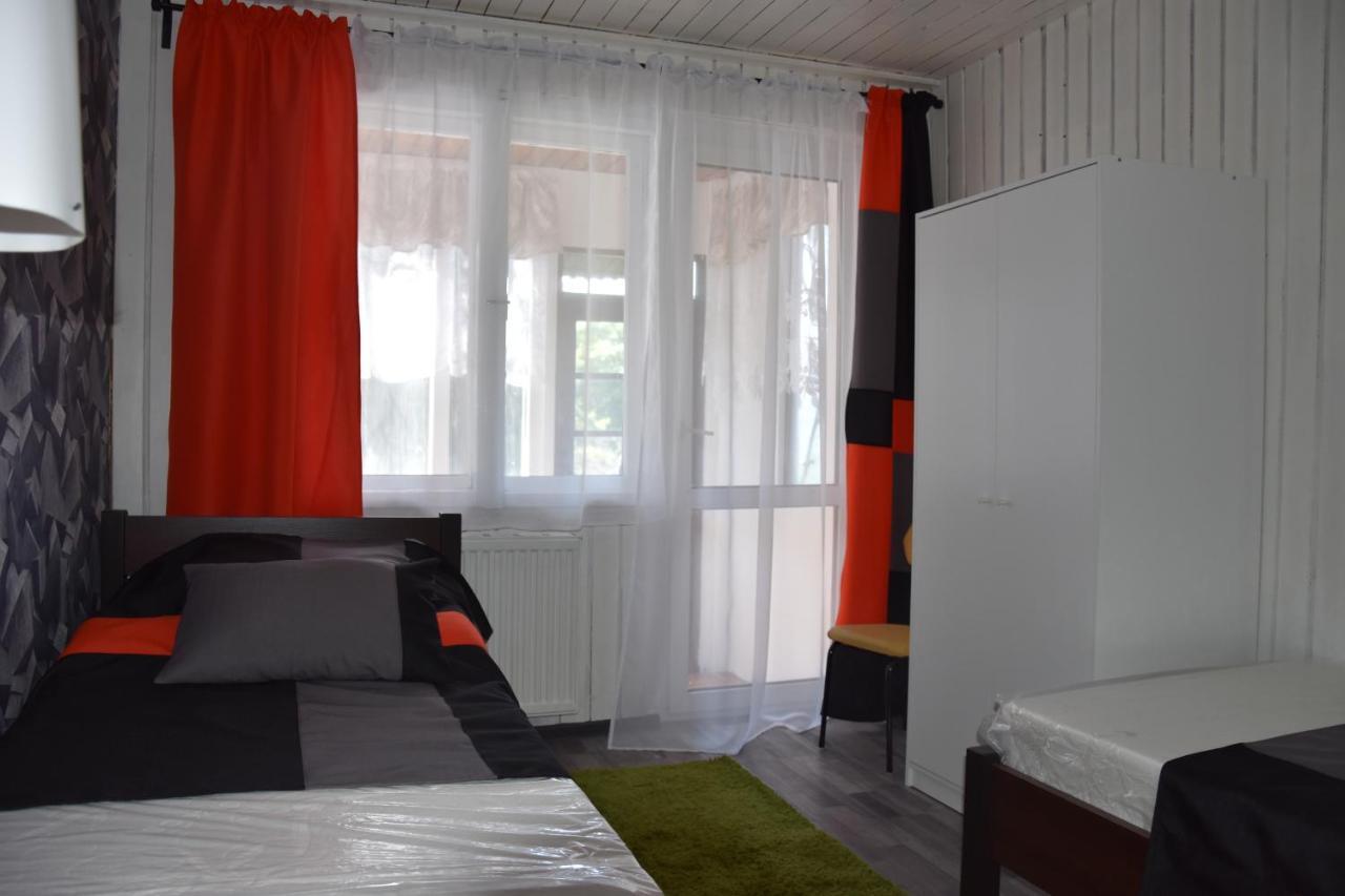 Pokoje Goscinne U Eli Swinoujscie Luaran gambar